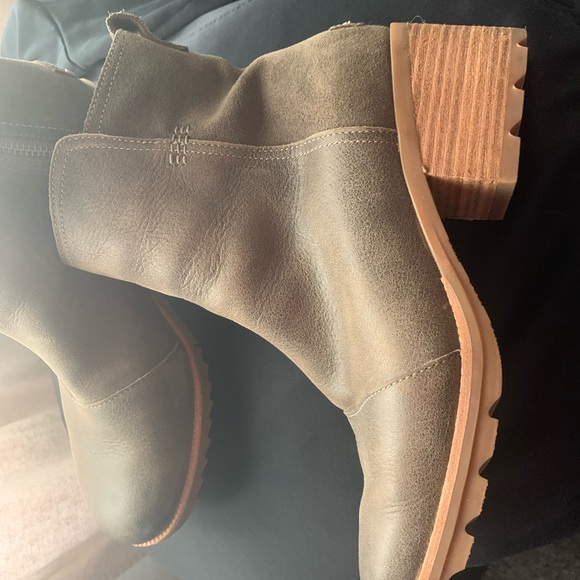 Sorel Cate Booties - Women's - Picture 3 of 10